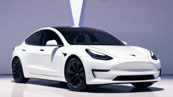 К. Робев: Какво става с Tesla и да очакваме ли обрат?